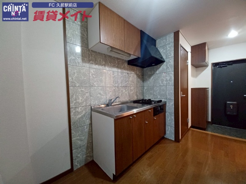キッチン　同型参考写真