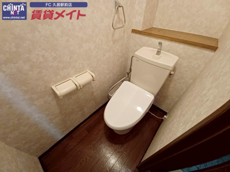 トイレ　同型参考写真