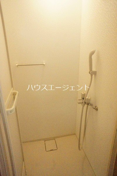 その他設備　専用シャワールーム、トイレと別です。