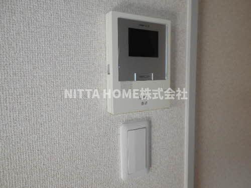 セキュリティ　モニタ付きインターホンを完備◎