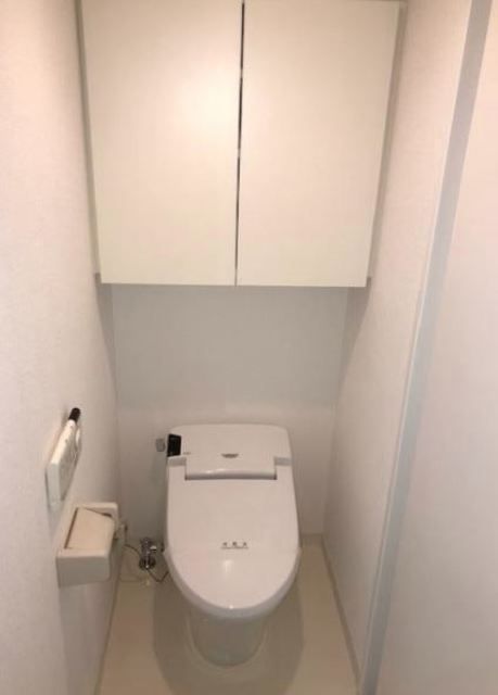 トイレ　※別部屋の参考写真です。
