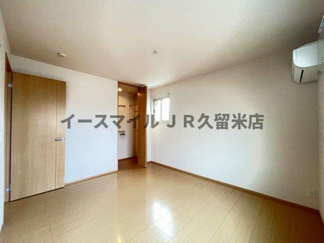 その他部屋・スペース　使い勝手のいい寝室です