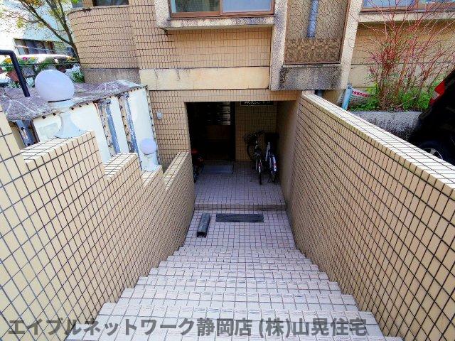 その他　エントランス