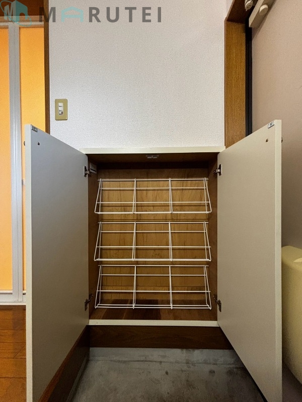 玄関　シューズＢＯＸ