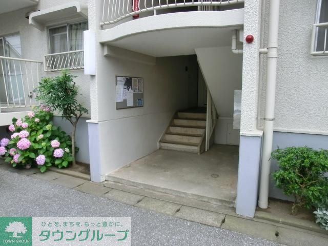 エントランス　お問合せはタウンハウジングまで！※現地待合わせ相談可能