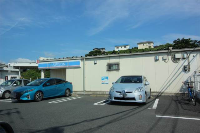 コンビニ　ローソン 宗像曲店（コンビニ）まで786m