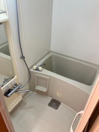バス・シャワールーム　※別号室の写真です。