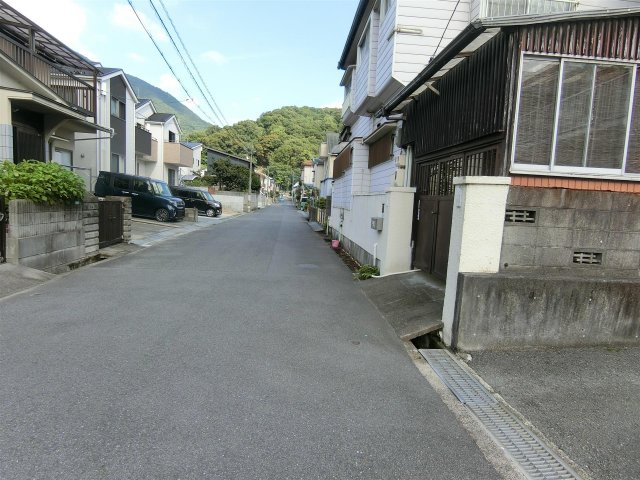 その他　見通しの良い前面道路。