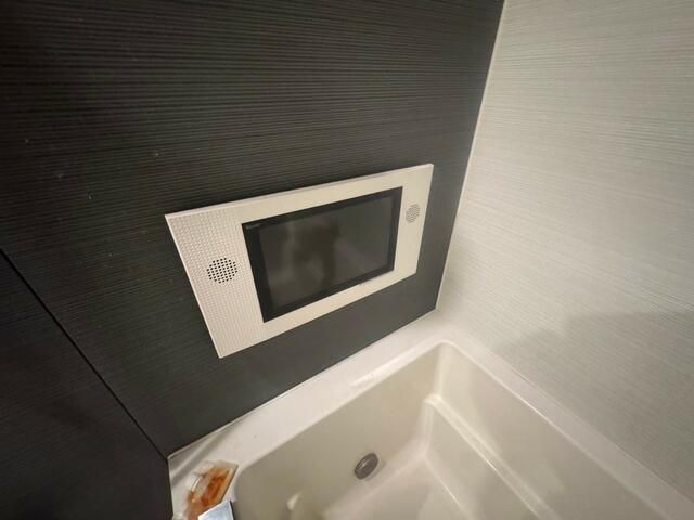 バス・シャワールーム　コンパクトで使いやすいお風呂です