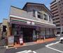 コンビニ　セブンイレブン京都西大路松原店（コンビニ）まで300m