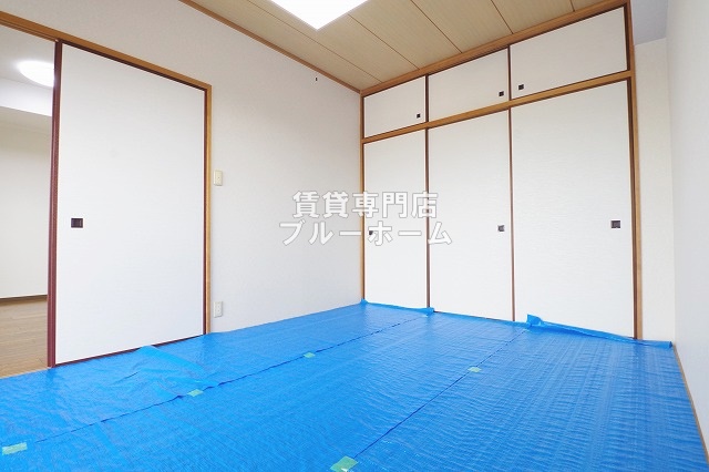 その他　リビング横にある6帖の和室！