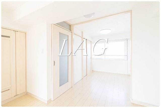 居室・リビング　洋室のお部屋です。