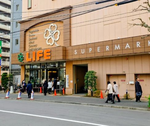 スーパー　ライフ神田和泉町店（スーパー）まで167m