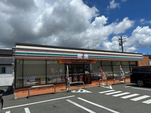 コンビニ　セブンイレブン 豊橋二川店（コンビニ）まで847m