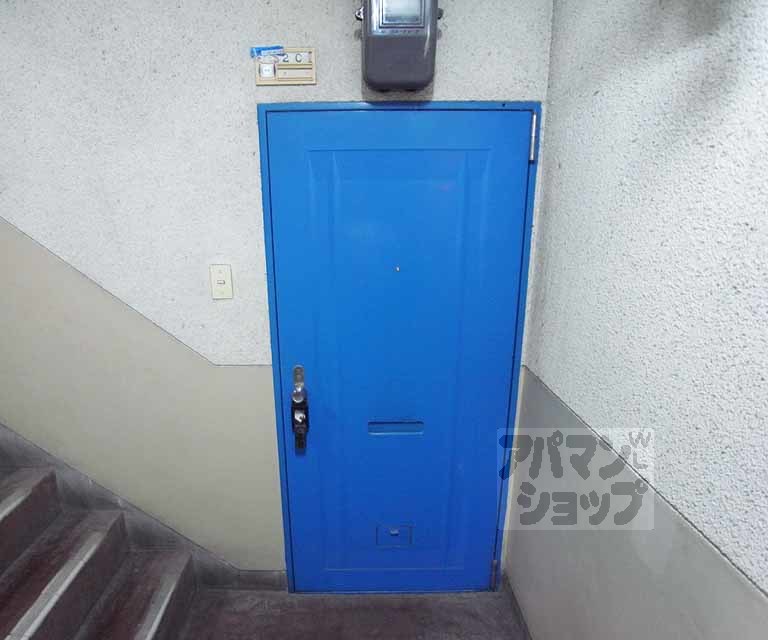 その他設備　玄関扉の写真です。