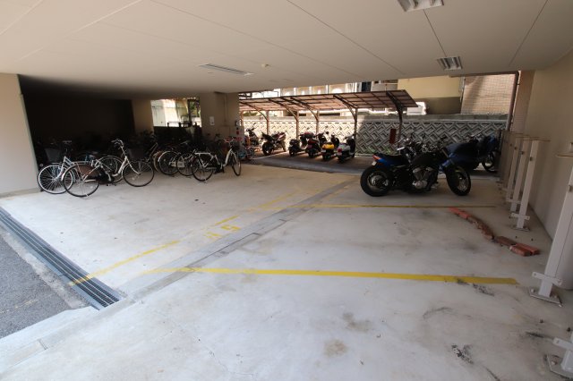その他設備　駐輪場バイク置き場