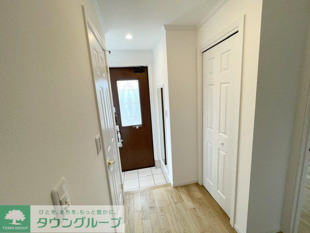 川越市石原町2丁目B号棟戸建の玄関写真