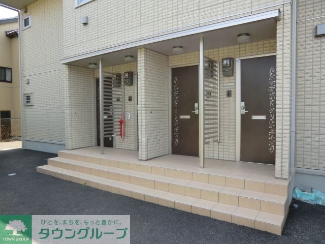 エントランス　玄関スペースです