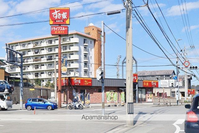 飲食店　すき家徳島大原店（飲食店）まで1189m