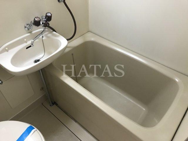 バス・シャワールーム　同物件別部屋です。