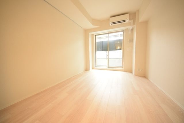 居室・リビング　7.5帖の明るいお部屋です