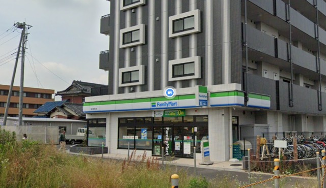 コンビニ　ファミリーマート西大宮駅南口店（コンビニ）まで531m
