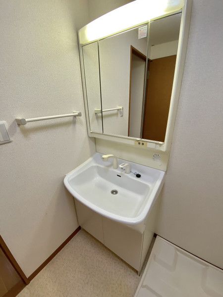 阪急宝塚線 豊中駅 徒歩3分 3階建 築20年の内装写真