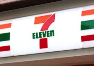 コンビニ　セブンイレブン練馬石神井高校前店（コンビニ）まで542m