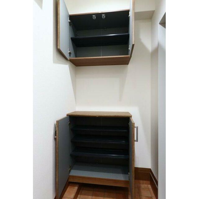その他設備　靴入