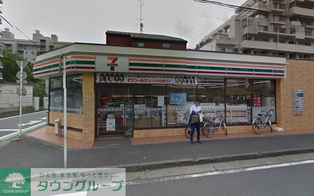 コンビニ　セブンイレブン（コンビニ）まで320m