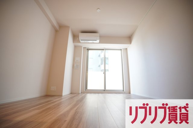 プライムメゾン千葉新町の居間写真