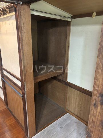 東急田園都市線 三軒茶屋駅 徒歩7分 2階建 築57年の内装写真