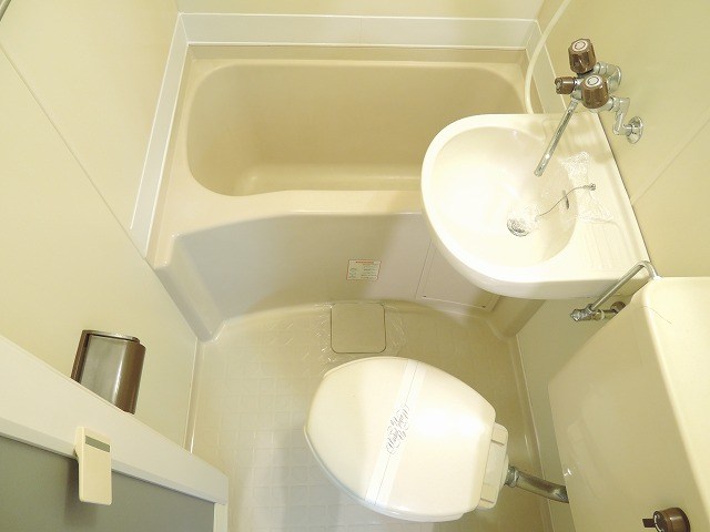 トイレ　同マンション別部屋