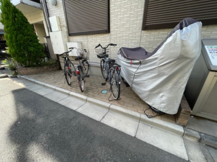 駐車場　駐輪場