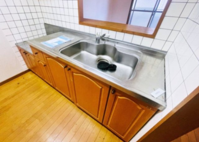 キッチン　※このお写真は同物件の別のお部屋のお写真です。現状優先。
