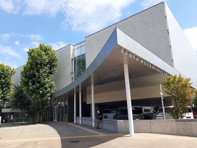 図書館　都立多摩図書館（図書館）まで950m