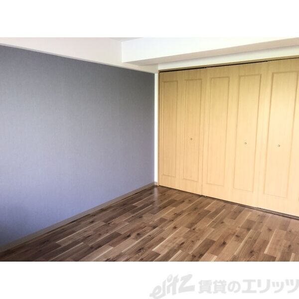 ティーズ緑地の居間写真
