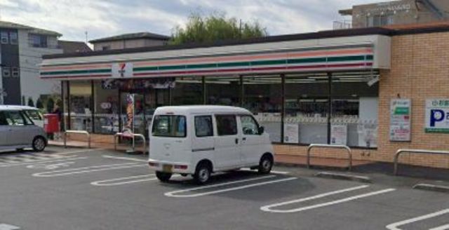 コンビニ　セブンイレブン川口柳崎4丁目店（コンビニ）まで705m