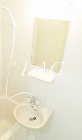 洗面設備　洗面台です。
