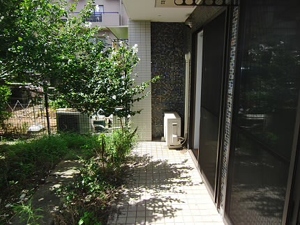 バルコニー　別号室の参考写真となります。