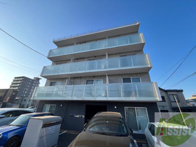 建物外観　札幌市北区北二十一条西「キングハウス北２１条西７丁目」