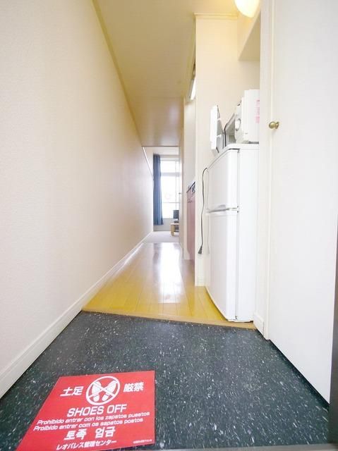 ＪＲ宇都宮線 東大宮駅 徒歩26分 2階建 築24年の玄関写真