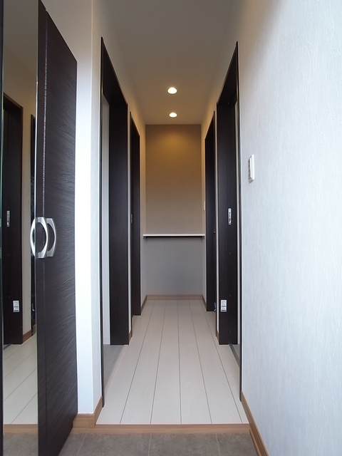 シティフラット塚口本町の玄関写真