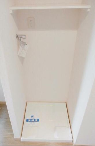 その他設備　洗濯機置き場※別室参考写真です。