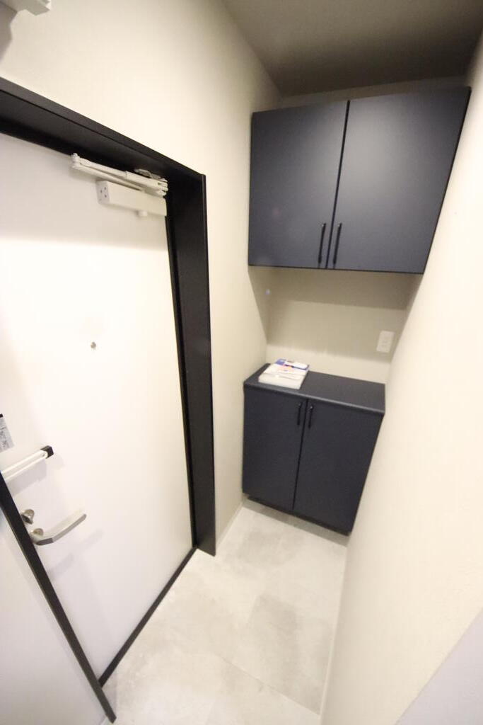 CASA出屋敷駅前の玄関写真