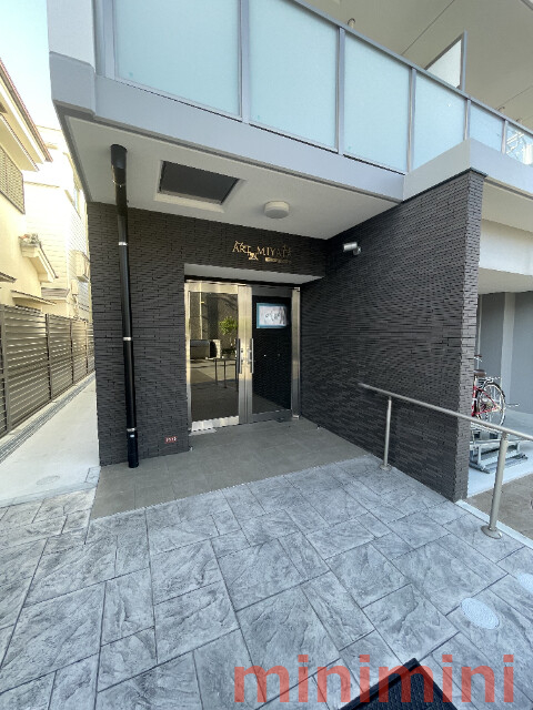 ＪＲ東海道本線 摂津富田駅 徒歩10分 6階建 築3年の外観写真