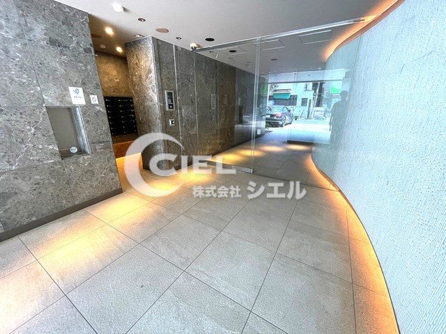 クレイシア巣鴨駅前の外観写真