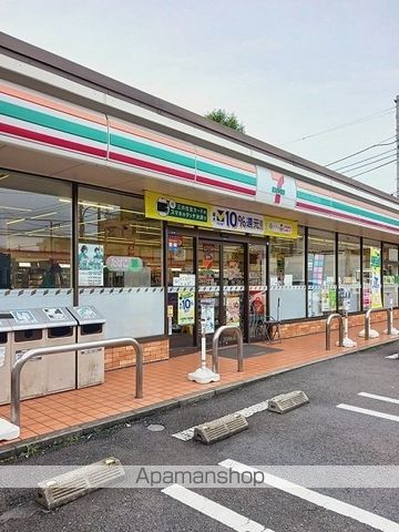 コンビニ　セブンイレブン北区浮間中央通り（コンビニ）まで203m
