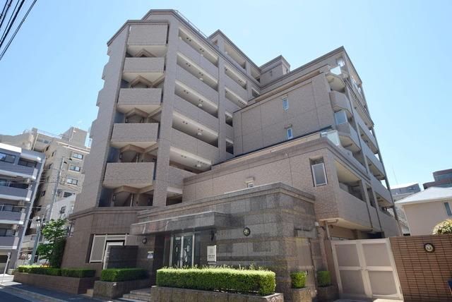 建物外観　8階建ＲＣ造マンション