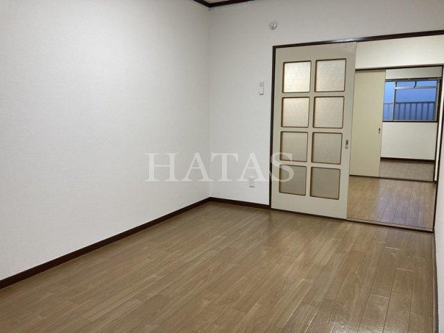 居室・リビング　同物件別部屋です。